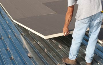 benefits of insulating Spen flat roofing